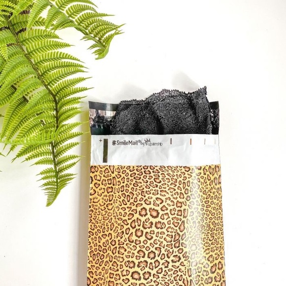 Leopard Poly Mailers 14x17 Pack of 50 PRICE IS FIRM - Picture 5 of 8